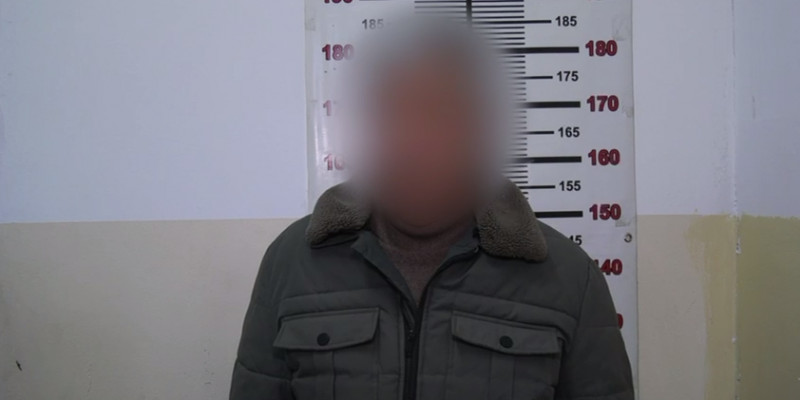 Алматыда автобуста әйелді ұрған 66 жастағы ер адам ұсталды
