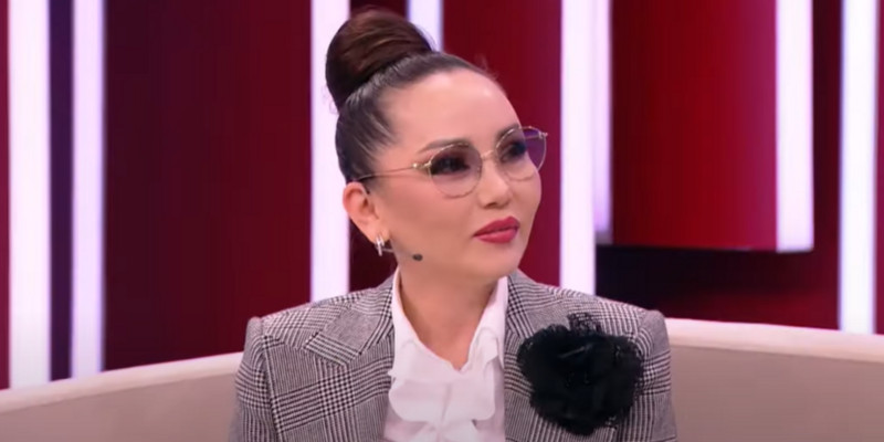 «Өздеріңіз білесіздер»: Баян Алагөзова көпшілікке қуанышты жаңалығын бөлісті