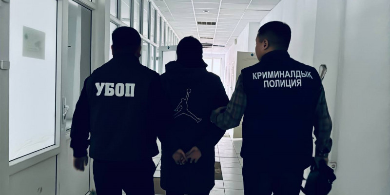 Батыс Қазақстанда төменгі курс студенттерінен ақша талап еткендер ұсталды