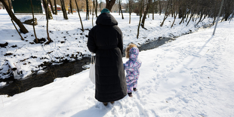 Іздеуде жүрген жас ана сәбиімен бірге табылды