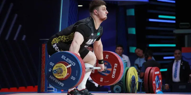 Қазақстандық спортшы ауыр атлетикадан әлем чемпионы атанды
