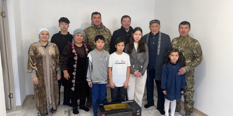 Тәуелсіздік күні қарсаңында құтқарушыларға жаңа пәтер кілттері табысталды