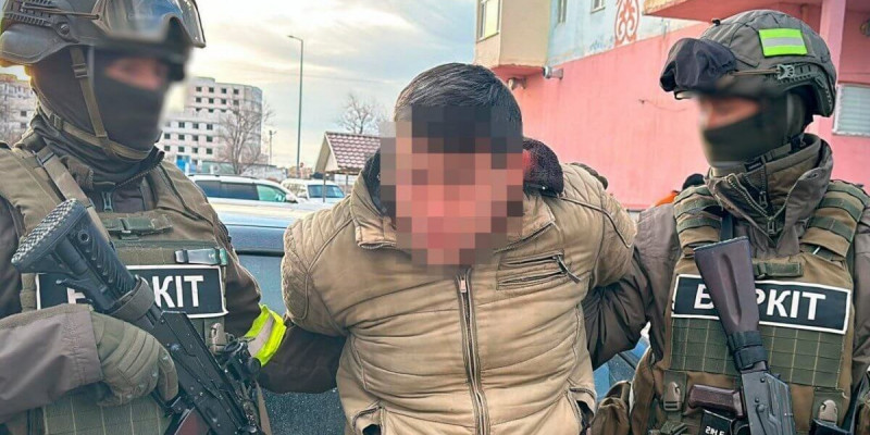 Маңғыстауда 600 метадон таблеткасы мен 300 грамм апиын тәркіленді