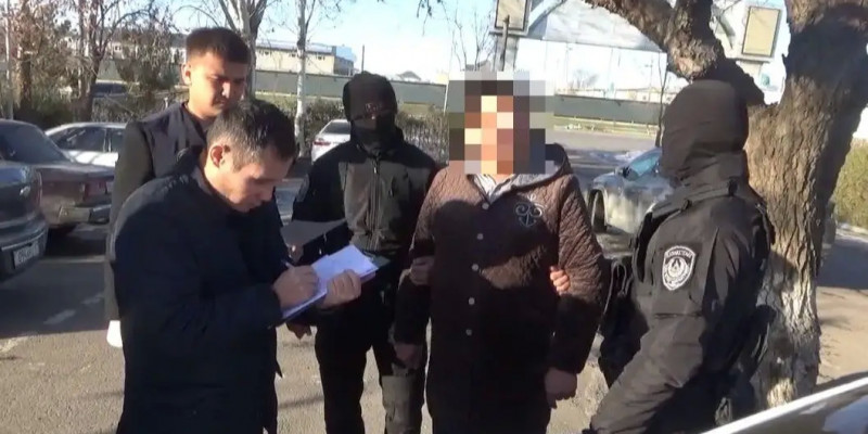 Түркістанда 1 млн теңге бопсалаған блогер анықталды