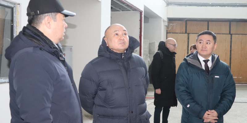 Мәжіліс депутаттары Өскемен қаласындағы гемотологиялық орталықтың құрылысымен танысты