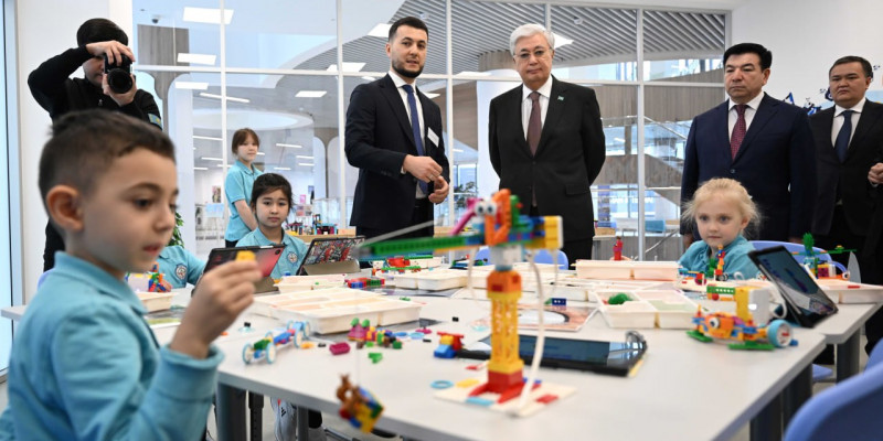 Президент KIS Astana халықаралық мектебіне барды