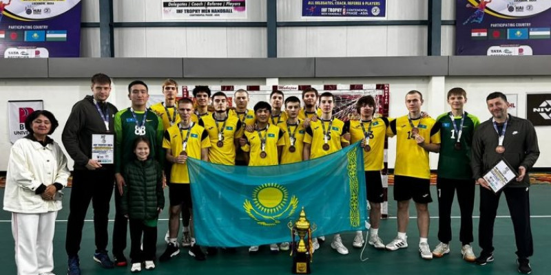 Қазақстандық жасөспірімдер Үндістанда гандболдан өткен турнирде қола ұтты