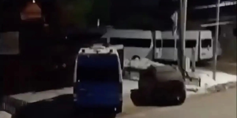 Ақтөбеде үш адамды кепілге алған қанды оқиғаның мән-жайы айтылды