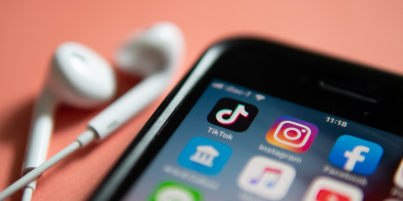 АҚШ-та TikTok әлеуметтік желісін қолдануға тыйым салынды