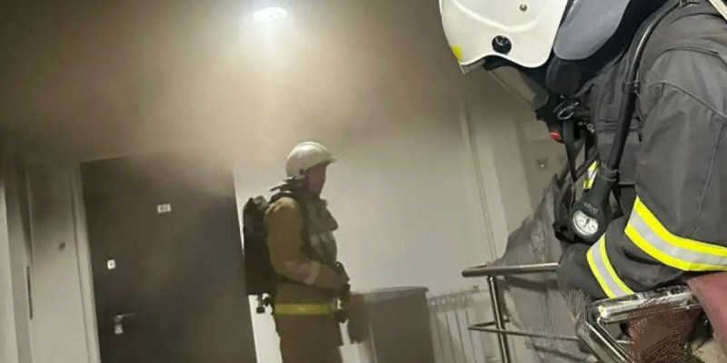 Алматыда тұрғын үйден өрт шығып, 14 адам эвакуацияланды