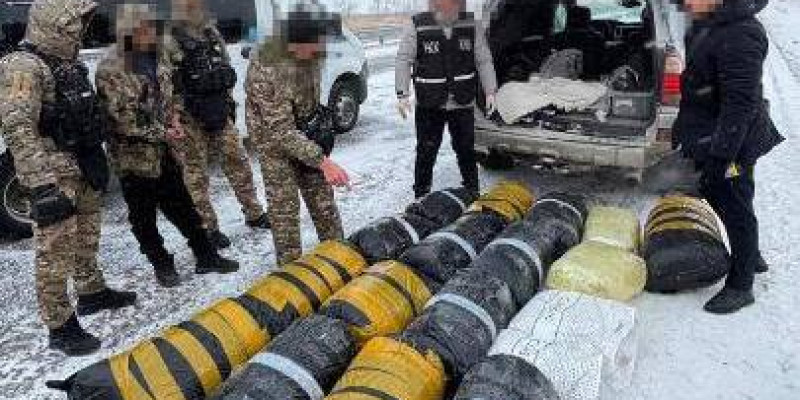 Астанаға есірткі жеткізетін курьерден 1,6 тонна марихуана тәркіленді