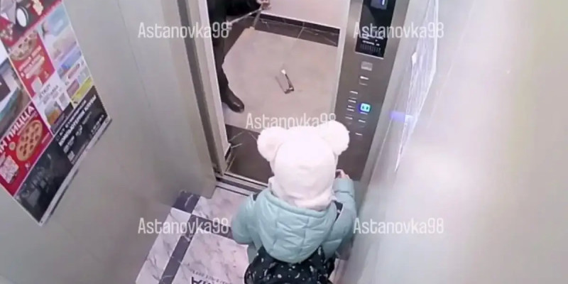Астанада 5 жасар баланың кескілеп тастаған жасөспірім тағы бір қыз баланы пышақтамақ болған