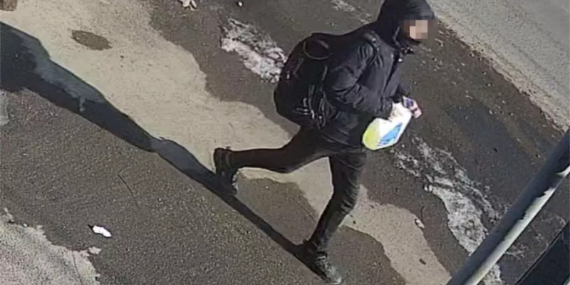 Алматыда үйді қасақана өртеп жібермек болған күдікті іздестіріліп жатыр