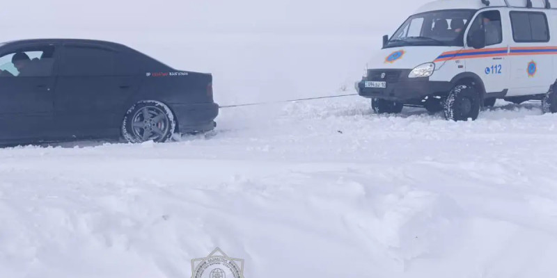 Қостанайда қар құрсауында қалған үш адам құтқарылды