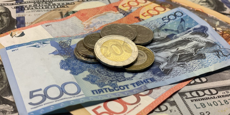 Доллар бағасы 509 теңгеге дейін өсіп кетті