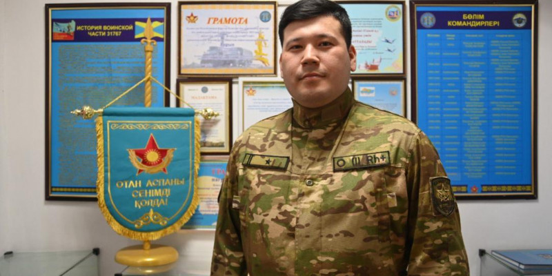 Семейде әскери қызметкер бес жастағы қызды аман алып қалды