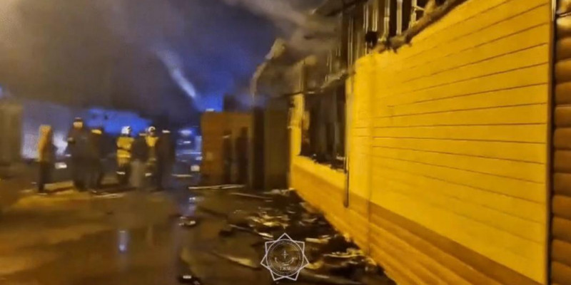 Шымкентте жеке үй мен көлік өртеніп кетті