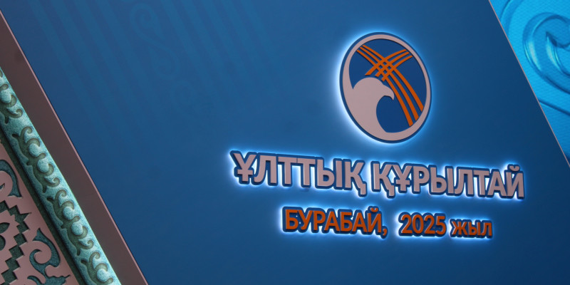 Газет оқымаған бала ешқашан кітап оқымайды, классика оқымайды – Дихан Қамзабекұлы