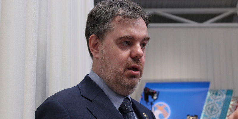 Әріптестермен пікір алмасу арқылы өңірлердегі өзекті мәселелерді анық көре аламыз – саясаттанушы