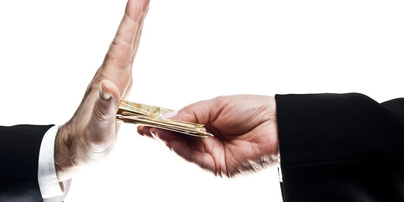 Жемқорлық дерегін хабарлаған 104 қазақстандық 35,5 млн теңге сыйақы алған