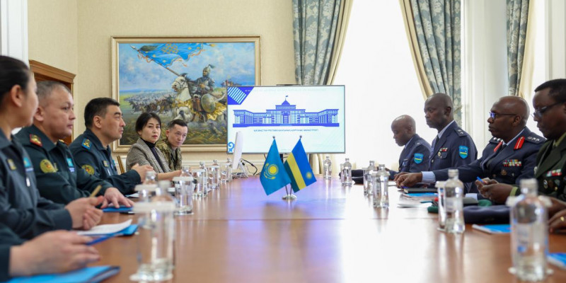 Қазақстан Қорғаныс министрлігіне Руанда әскери делегациясы келді
