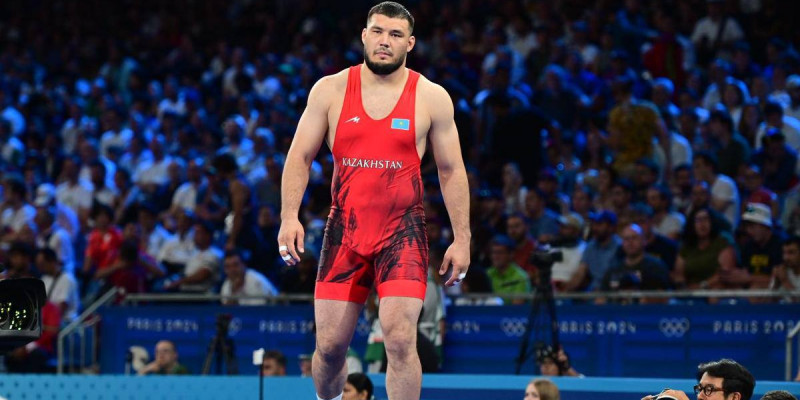 Балуан Әлімхан Сыздықов Азия чемпионатының күміс жүлдегері атанды