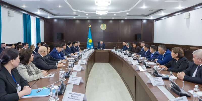 Үкімет басшысы Павлодар облысында бизнес өкілдерімен кездесті