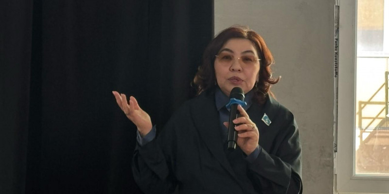 Бибігүл Жексенбай медиа саласындағы коммуникация туралы дәріс оқыды