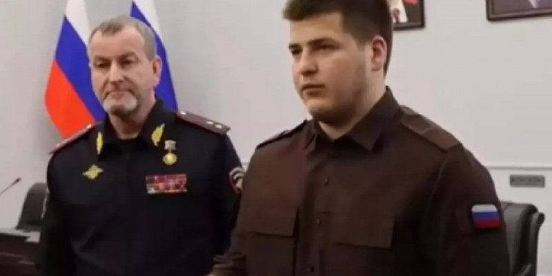 Рамзан Кадыровтың 17 жастағы ұлы ІІМ-ге қызметке тағайындалды