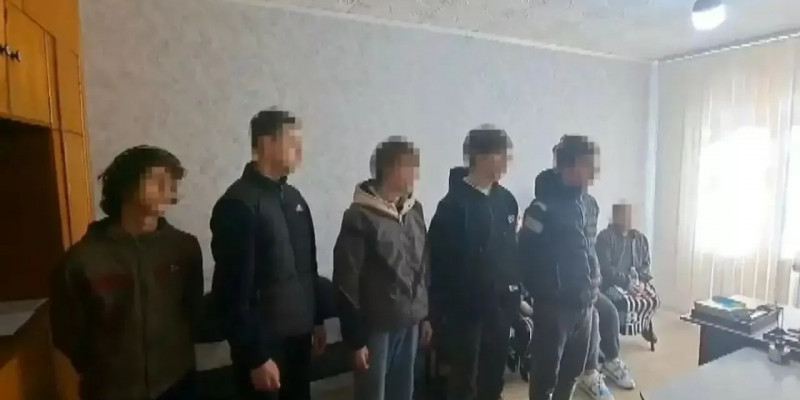 Теміртауда зейнеткерді ұрған жасөспірімдер: Әкімнің орынбасары сөгіс алды