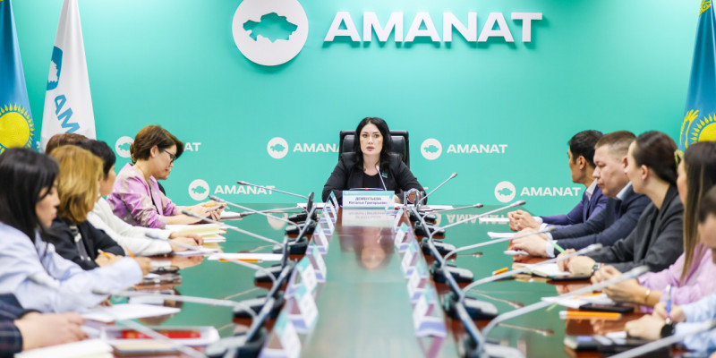 «Тең мүмкіндіктер»: «AMANAT» партиясы ерекше балаларды спорт фестивалі аясында біріктіреді