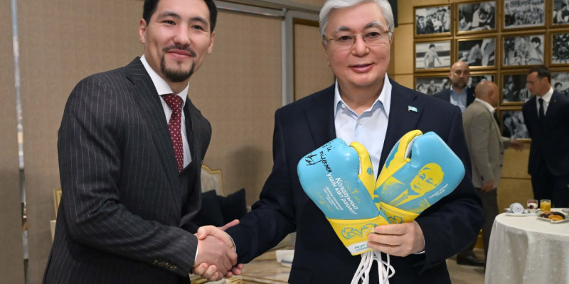 Мемлекет басшысы Жәнібек Әлімханұлын жеңісімен құттықтады