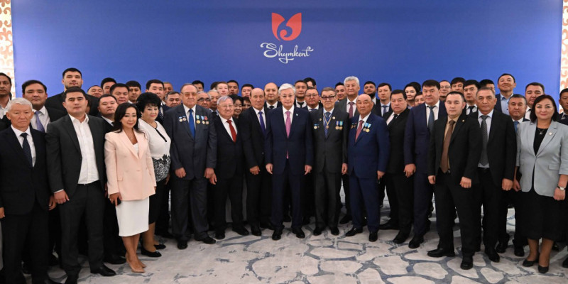 Президент Шымкент қаласының жұртшылығымен кездесті