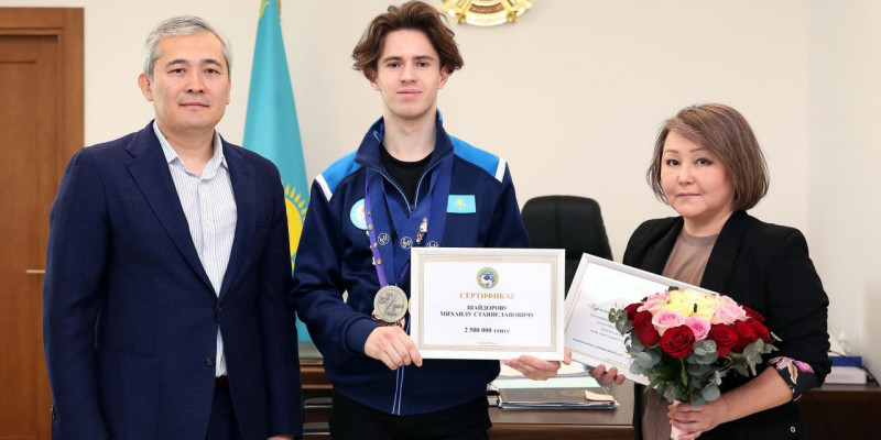 Алматы әкімдігі Михаил Шайдоровқа 2,5 млн теңге табыстады