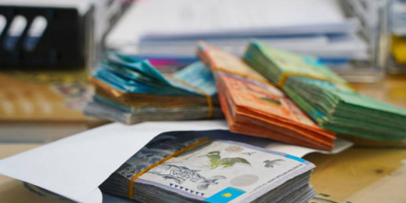 Министрліктің экс-шенеунігі 1,5 млрд теңге жымқырды деген күдікке ілінді