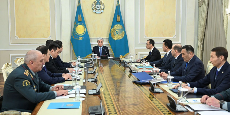 Президент экономика мәселелеріне қатысты жұмыс отырысын өткізді