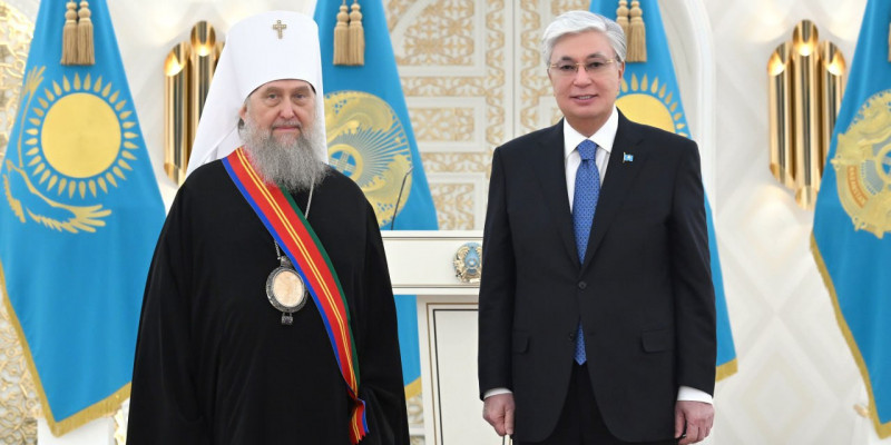Президент Астана және Қазақстан митрополиті Александрды I дәрежелі «Достық» орденімен марапаттады