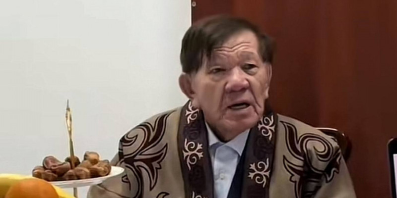 Мен арақты ерініне тигізіп көрмеген жалғыз ақынмын – Мұхтар Шаханов (ВИДЕО)