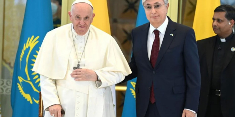 Тоқаев Рим Папасы Францисктің қайтыс болуына байланысты көңіл айтты