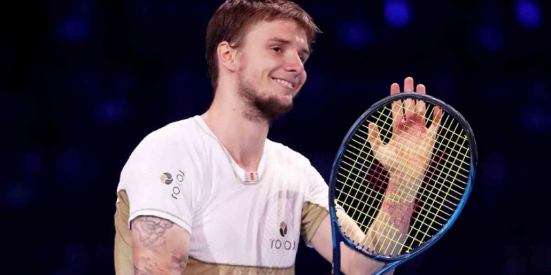 Александр Бублик Madrid Open турнирінің келесі кезеңіне өтті