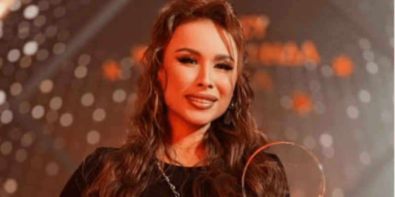«Өзіңнің қолыңда неге 0,5 Pepsi?»: Әнші Луина ерекше әнін таныстырды (ВИДЕО)