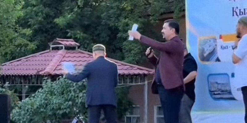 Бағасы – 50 млн теңге: «Жәннатқа билет» сатқан әзілкеш жұрттың ашуына тиді