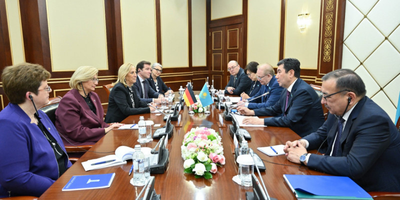 Мәжіліске Германия Парламенті жоғары палатасының басшысы келді