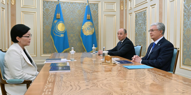 Президент Еңбек және халықты әлеуметтік қорғау министрі Светлана Жақыпованы қабылдады