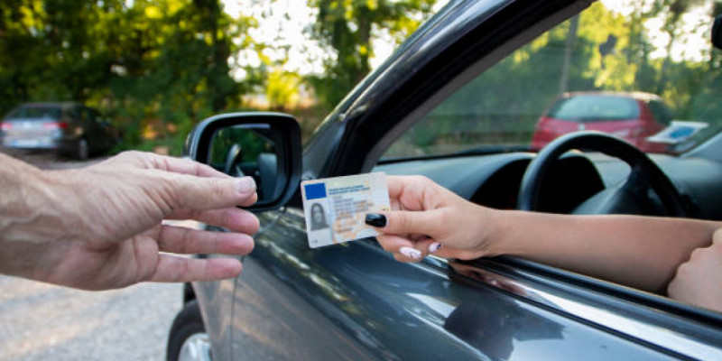 Ақтөбеде жол ережесін 131 рет бұзған жүргізушіге 3,5 млн теңге айыппұл салынды