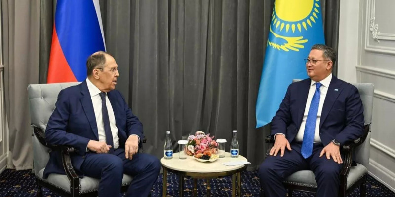 Мұрат Нұртілеу Ресей сыртқы істер министрімен кездесті