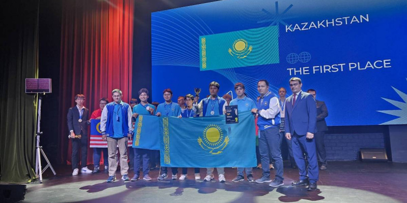 Қазақстандық оқушылар Халықаралық физика олимпиадасында чемпион атанды