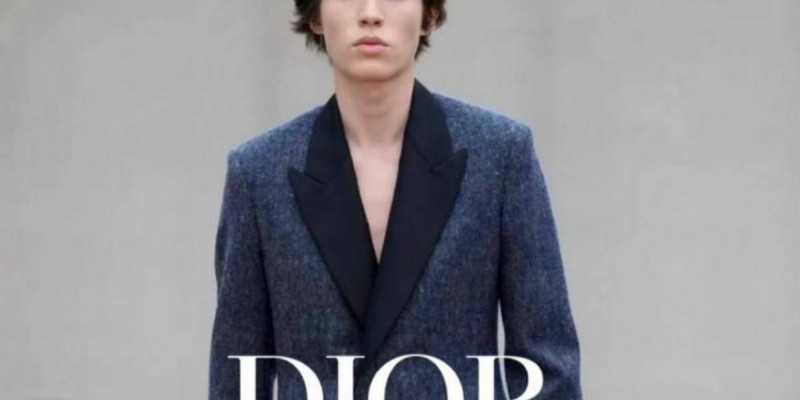 Қазақстандық шахматшы Парижде әйгілі Dior брендіне модель болды