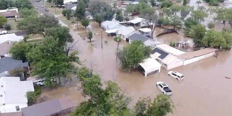 Техастағы су тасқыны 131 адамның өмірін жалмады
