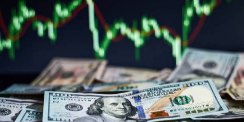 Биржада доллар бағасы 532 теңгеге дейін өсті